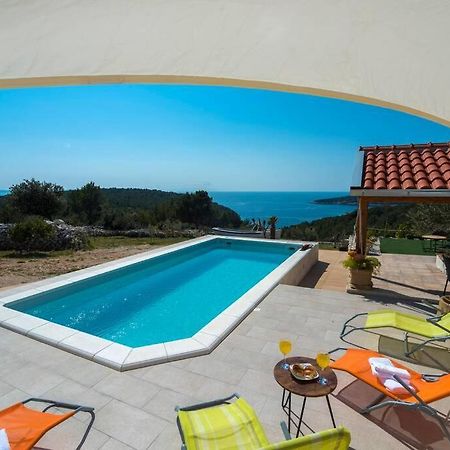 Isolated Paradise Adio Mare Milna  Buitenkant foto