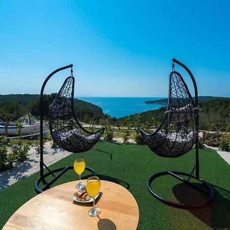 Isolated Paradise Adio Mare Milna  Buitenkant foto