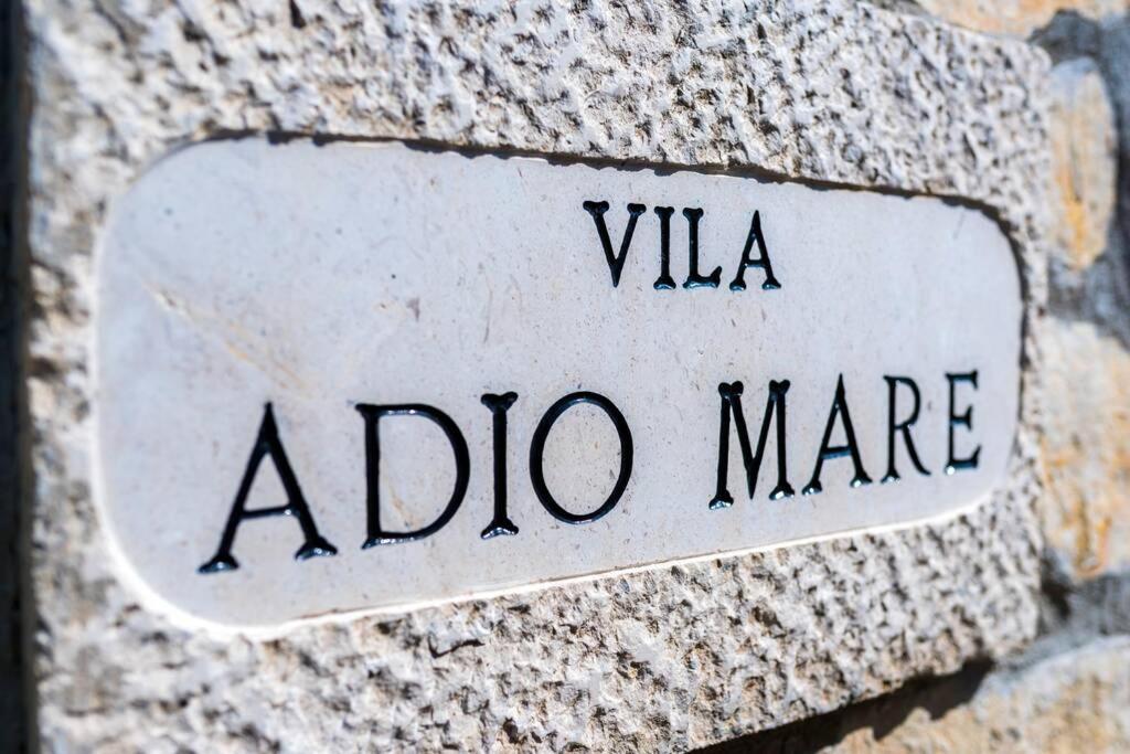 Isolated Paradise Adio Mare Milna  Buitenkant foto